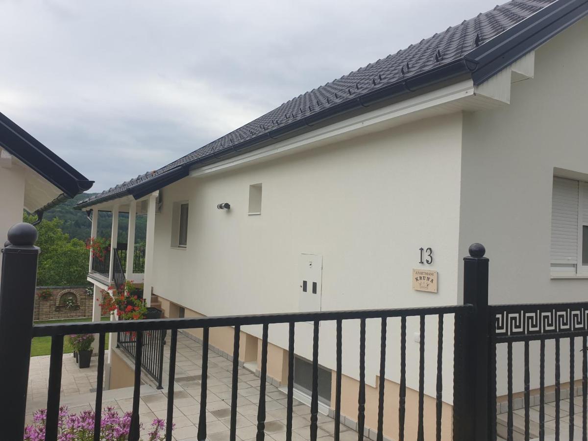 Apartmani Kruna Връдник Екстериор снимка